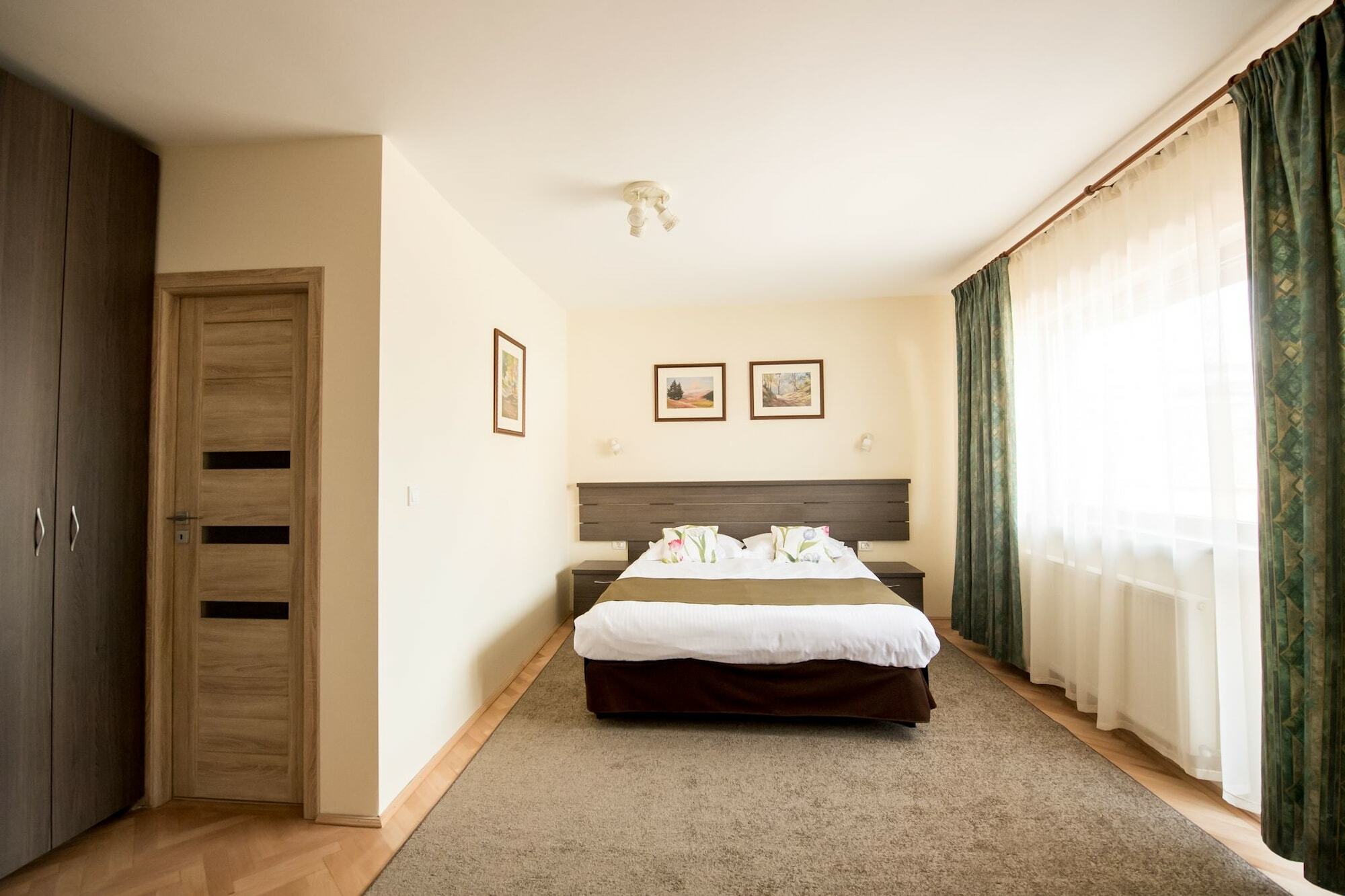 Vila Nicopole Art & Wine Braszów Zewnętrze zdjęcie